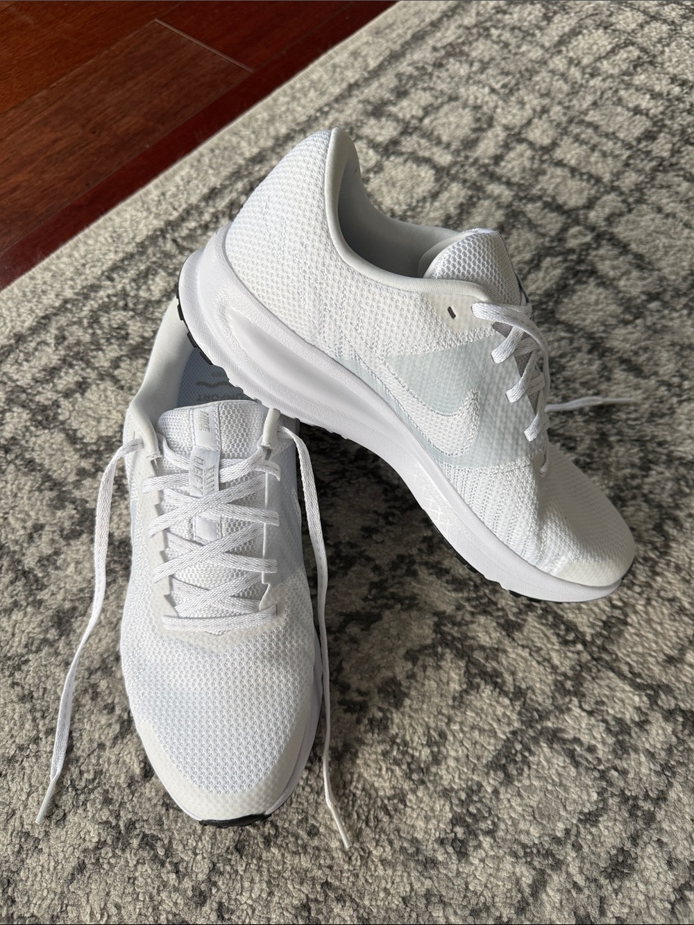 Nike Women’s White Mesh Running Sneakers